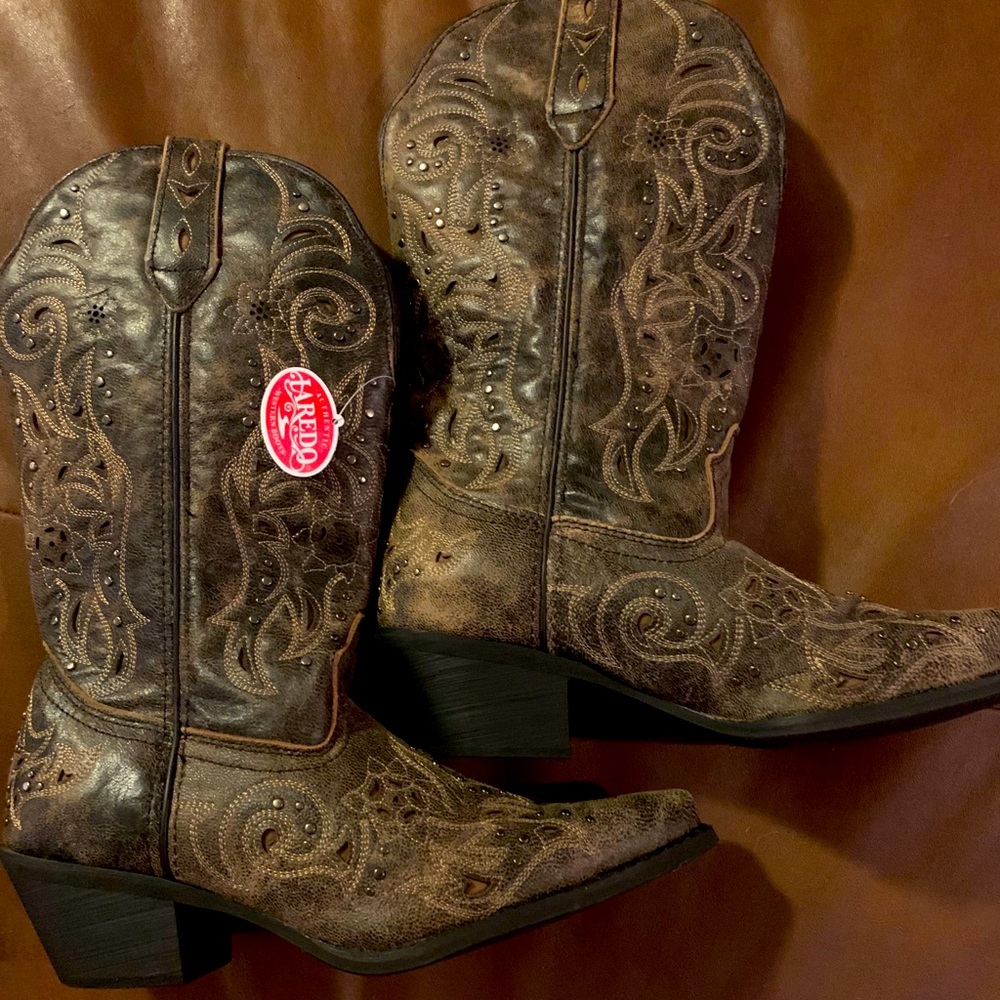 Women’s Snip Toe Laredo Boots